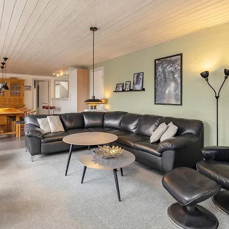 10 Person Holiday Home In Bl Vand * Blåvand