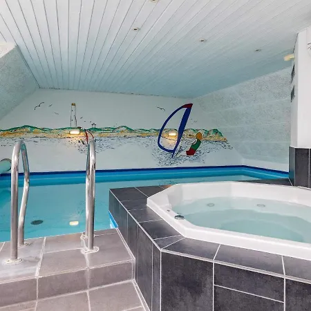10 Person Holiday Home In Bl Vand * Blåvand
