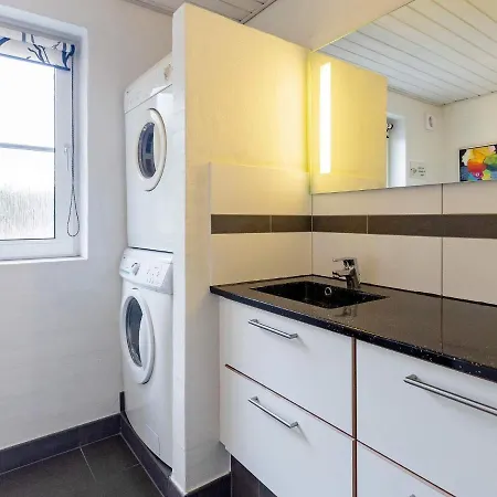 10 Person Holiday Home In Bl Vand بيت للعطل