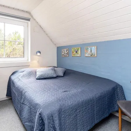 10 Person Holiday Home In Bl Vand * Blåvand